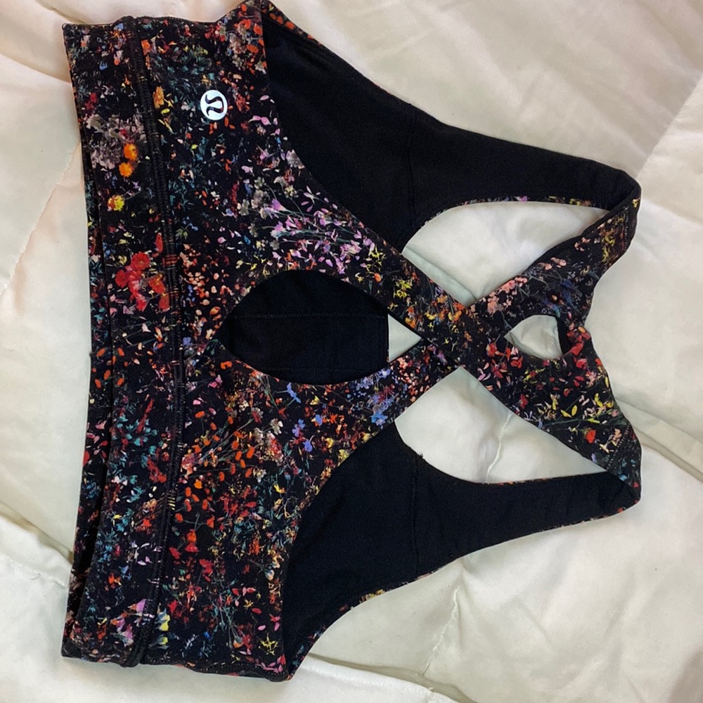 Lulu lemon Sports Bra